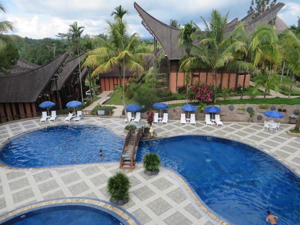 Toraja Heritage Hotel Rantepao Exterior photo